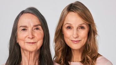 Frances (83) a její dcera Tineka (57) Frances (83) a její dcera Tineka (57)