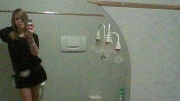 Bizarní galerie selfies - Je tohle vůbec možné? - Obrázek 23 Bizarní galerie selfies - Je tohle vůbec možné? - Obrázek 23