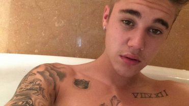 A samozřejmě nesmí chybět kdo? Ano, Justin Bieber! A samozřejmě nesmí chybět kdo? Ano, Justin Bieber!