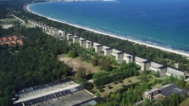 Prora - takhle měl vypadat největší hotel na světě, ve kterém nikdo nikdy nebyl ubytovaný Prora - takhle měl vypadat největší hotel na světě, ve kterém nikdo nikdy nebyl ubytovaný