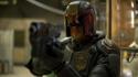 27) Dredd (2012) – Béčkový akční nářez, v němž zadumaný superpolda vykropí obří panelák. 27) Dredd (2012) – Béčkový akční nářez, v němž zadumaný superpolda vykropí obří panelák.