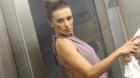 Alice Bendová jako sexy kočka v mrazáku Alice Bendová jako sexy kočka v mrazáku