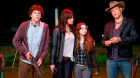 14) Zombieland (2009) – Jesse Eisenberg, Emma Stone, Abigail Breslin a Woody Harrelson se snaží přežít zombie apokalypsu 14) Zombieland (2009) – Jesse Eisenberg, Emma Stone, Abigail Breslin a Woody Harrelson se snaží přežít zombie apokalypsu