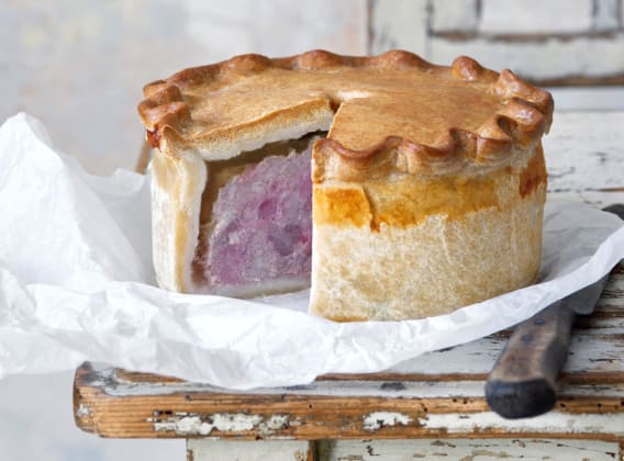 Pork pie: Klasický anglický vepřový koláč Pork pie: Klasický anglický vepřový koláč