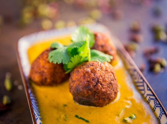 Malai kofta – indické vegetariánské koule s omáčkou Malai kofta – indické vegetariánské koule s omáčkou