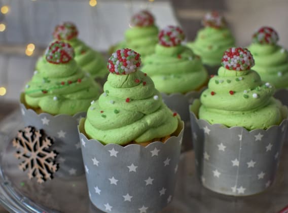Sladké vánoční stromečky – originální recept na cupcakes Sladké vánoční stromečky – originální recept na cupcakes
