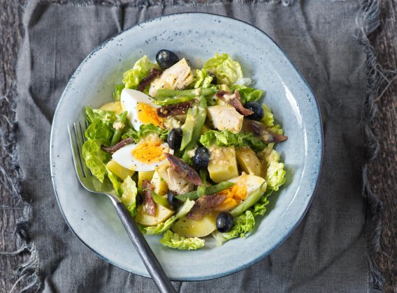 Salade niçoise neboli salát z Nice Salade niçoise neboli salát z Nice