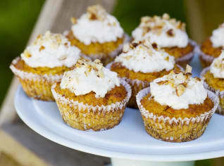 Cupcaky s mrkví, kokosem a banány Cupcaky s mrkví, kokosem a banány