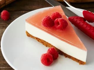 Malinový cheesecake Malinový cheesecake
