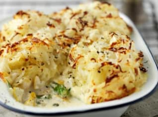 Rybí koláč s rösti Rybí koláč s rösti