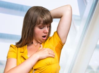 Když deodorant nepomáhá: Zbavte se nadměrného pocení metodami moderní medicíny Když deodorant nepomáhá: Zbavte se nadměrného pocení metodami moderní medicíny