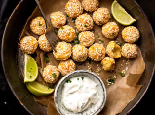 Domácí bramborové krokety se sýrem Domácí bramborové krokety se sýrem