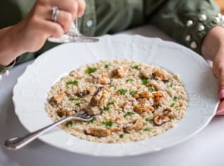 Italské risotto s mušlemi a rukolovým pestem Italské risotto s mušlemi a rukolovým pestem