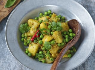 Brambory s hráškem - Aloo Masala Brambory s hráškem - Aloo Masala