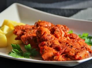 Kuřecí tandoori placičky se zeleninou Kuřecí tandoori placičky se zeleninou
