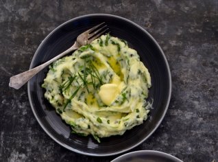 Irský colcannon – luxusní verze bramborové kaše Irský colcannon – luxusní verze bramborové kaše