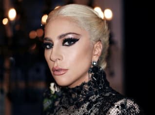 Lady Gaga o svém znásilnění zpívá v písni Swine Lady Gaga o svém znásilnění zpívá v písni Swine