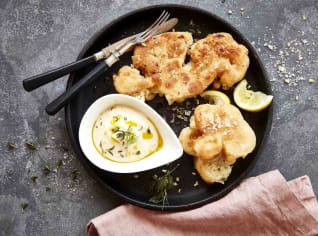 Smažený květák ve vinném těstíčku s citronovou majonézou Smažený květák ve vinném těstíčku s citronovou majonézou