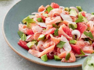 Lososové ceviche s grapefruitem, avokádem a mátou Lososové ceviche s grapefruitem, avokádem a mátou