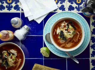 Legendární mexická polévka Sopa Azteca z Las Adelitas Legendární mexická polévka Sopa Azteca z Las Adelitas