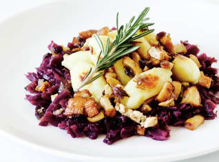 Veganské škubánky se zelím Veganské škubánky se zelím