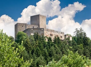 Tip na letní výlet: Tajemný hrad Landštejn je ideální cíl pro turisty, houbaře i cyklisty Tip na letní výlet: Tajemný hrad Landštejn je ideální cíl pro turisty, houbaře i cyklisty