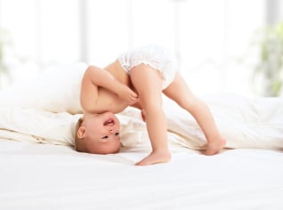 5 batolecích cviků, které vás zbaví špatného držení těla a bolesti zad 5 batolecích cviků, které vás zbaví špatného držení těla a bolesti zad