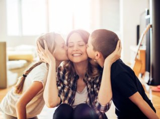 Spoustu rad, jak vychovávat děti a být dobrý rodič, najdete v knížkách Spoustu rad, jak vychovávat děti a být dobrý rodič, najdete v knížkách