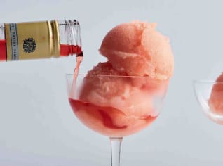 Ovocný sorbet s campari a grapefruitem Ovocný sorbet s campari a grapefruitem