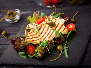Hledáte ideální sýr na grilování? Zkuste kyperský Halloumi! Hledáte ideální sýr na grilování? Zkuste kyperský Halloumi!