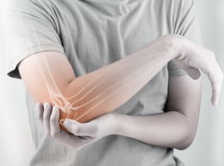 Při osteoporóze může ke zlomenině dojít velmi snadno Při osteoporóze může ke zlomenině dojít velmi snadno
