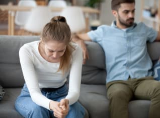 Nevěra rovná se definitivní konec? Někdy může vztah i zdravě posílit Nevěra rovná se definitivní konec? Někdy může vztah i zdravě posílit
