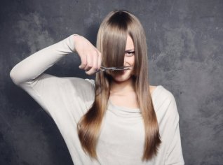 Ofina je skvělá věc. Je ale důležité vybrat tu, která vám bude slušet. Ofina je skvělá věc. Je ale důležité vybrat tu, která vám bude slušet.