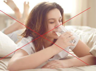 Nepijete moc vody? Někdy je lepší to s tekutinami nepřehánět Nepijete moc vody? Někdy je lepší to s tekutinami nepřehánět