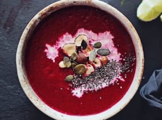 Detox polévka z červené řepy Detox polévka z červené řepy