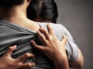 Manuál na šťastný život 27. díl: Jak se zbavit partnerské závislosti Manuál na šťastný život 27. díl: Jak se zbavit partnerské závislosti