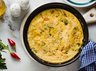Veganská cizrnová omeleta se zeleninou Veganská cizrnová omeleta se zeleninou