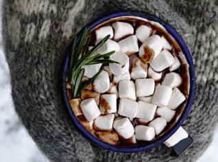 Horká čokoláda s mini maršmelouny Horká čokoláda s mini maršmelouny