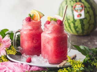 Osvěžující melounovo-malinová limonáda Osvěžující melounovo-malinová limonáda