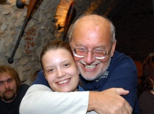Jan Nedvěd a Pavlína Nedvědová. Věkový rozdíl 36 let. Jan Nedvěd a Pavlína Nedvědová. Věkový rozdíl 36 let.