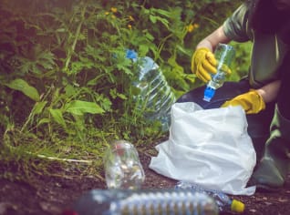 Jak žít ekologicky a zmírnit dopad plastů v běžném životě Jak žít ekologicky a zmírnit dopad plastů v běžném životě