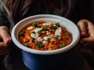 Butter chicken & raita Butter chicken & raita