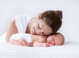 Starší maminky své těhotenství většinou plánují a více o sebe i dítě dbají Starší maminky své těhotenství většinou plánují a více o sebe i dítě dbají