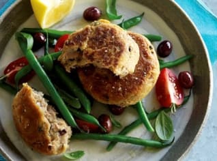 Tuňákové placičky Nicoise Tuňákové placičky Nicoise