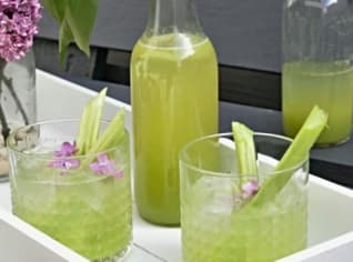Rebarborová limonáda Rebarborová limonáda