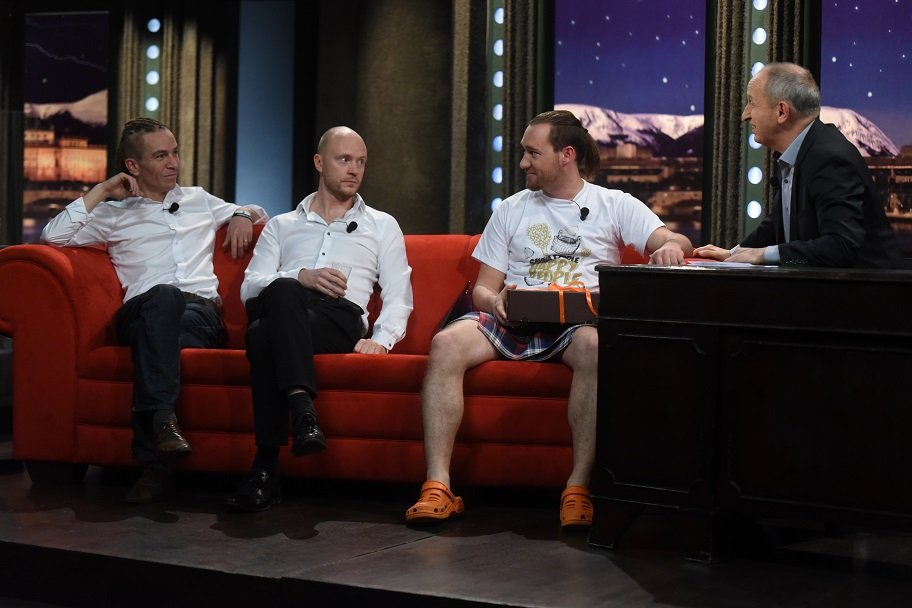 V dalším dílu Show Jana Krause se představí předseda Pirátů Ivan Bartoš, herec Jan Budař a mistr světa v saunových ceremoniálech Jiří Žákovský. V dalším dílu Show Jana Krause se představí předseda Pirátů Ivan Bartoš, herec Jan Budař a mistr světa v saunových ceremoniálech Jiří Žákovský.