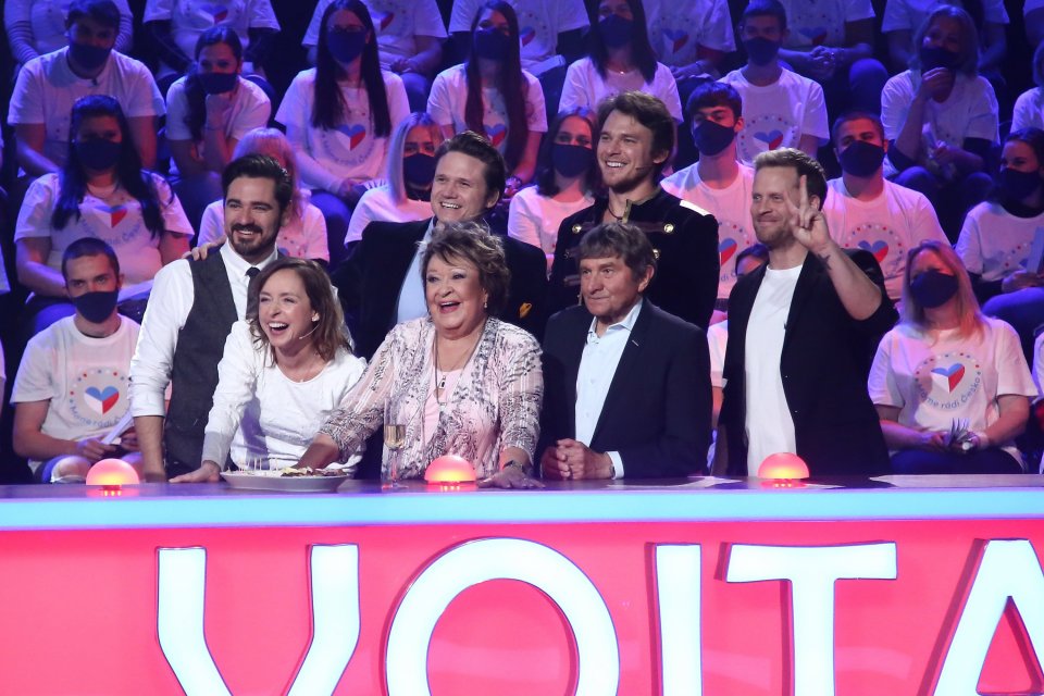 Jiřina Bohdalová oslaví 90. narozeniny přesně 3. května. Na Primě už ale proběhlo první kolo gratulací. Jiřina Bohdalová oslaví 90. narozeniny přesně 3. května. Na Primě už ale proběhlo první kolo gratulací.