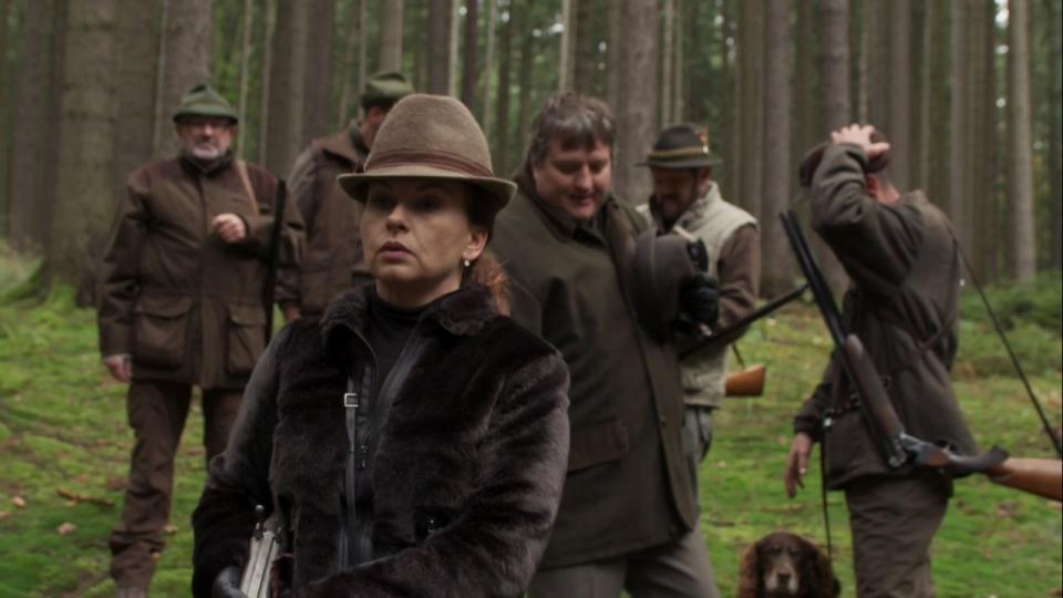 Dana Morávková v roli vychytralé baronky. Dana Morávková v roli vychytralé baronky.