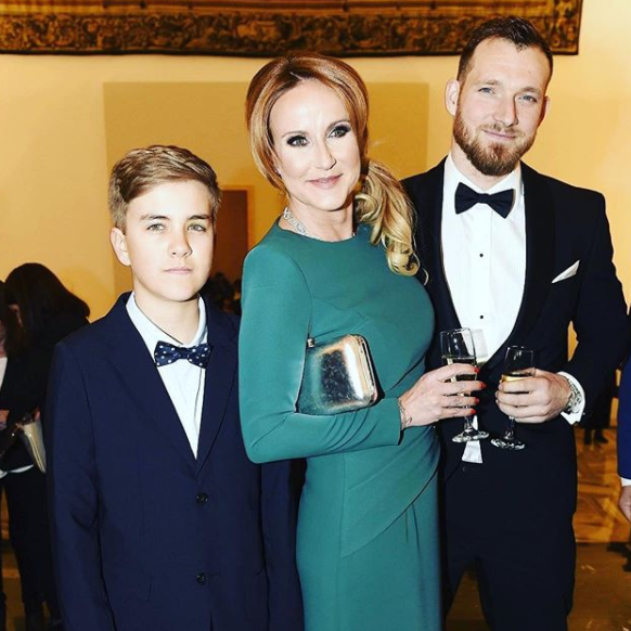 Vendula Pizingerová s manželem a synem Jakubem Vendula Pizingerová s manželem a synem Jakubem