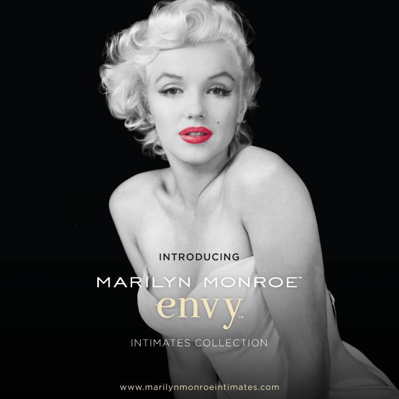 Marylin Monroe se stala představitelkou klasických „hloupých blondýnek“, jejichž naivní chování vede ke komickým situacím Marylin Monroe se stala představitelkou klasických „hloupých blondýnek“, jejichž naivní chování vede ke komickým situacím
